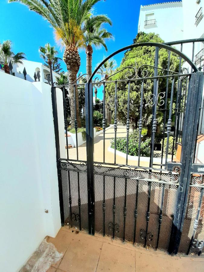 Beachfront Penthouse 3 Double Bedrooms, 2 Bathrooms San Luis de Sabinillas Bagian luar foto